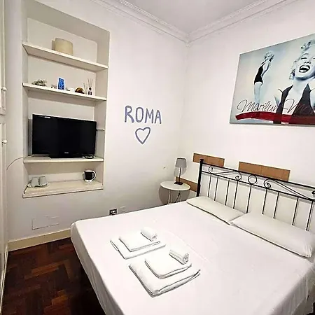 Oda ve Kahvaltı St. John Roma