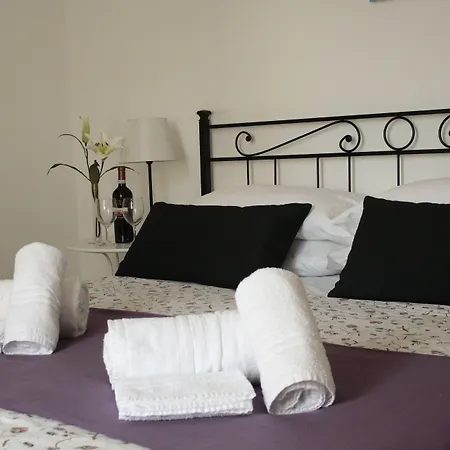 Oda ve Kahvaltı St. John 4*